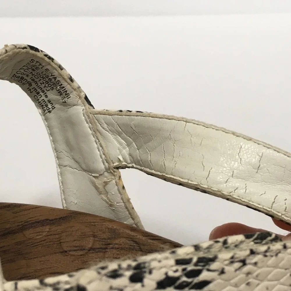 Orthaheel Vionic Yasmin Snakeskin Footbed Sandal, Size 6